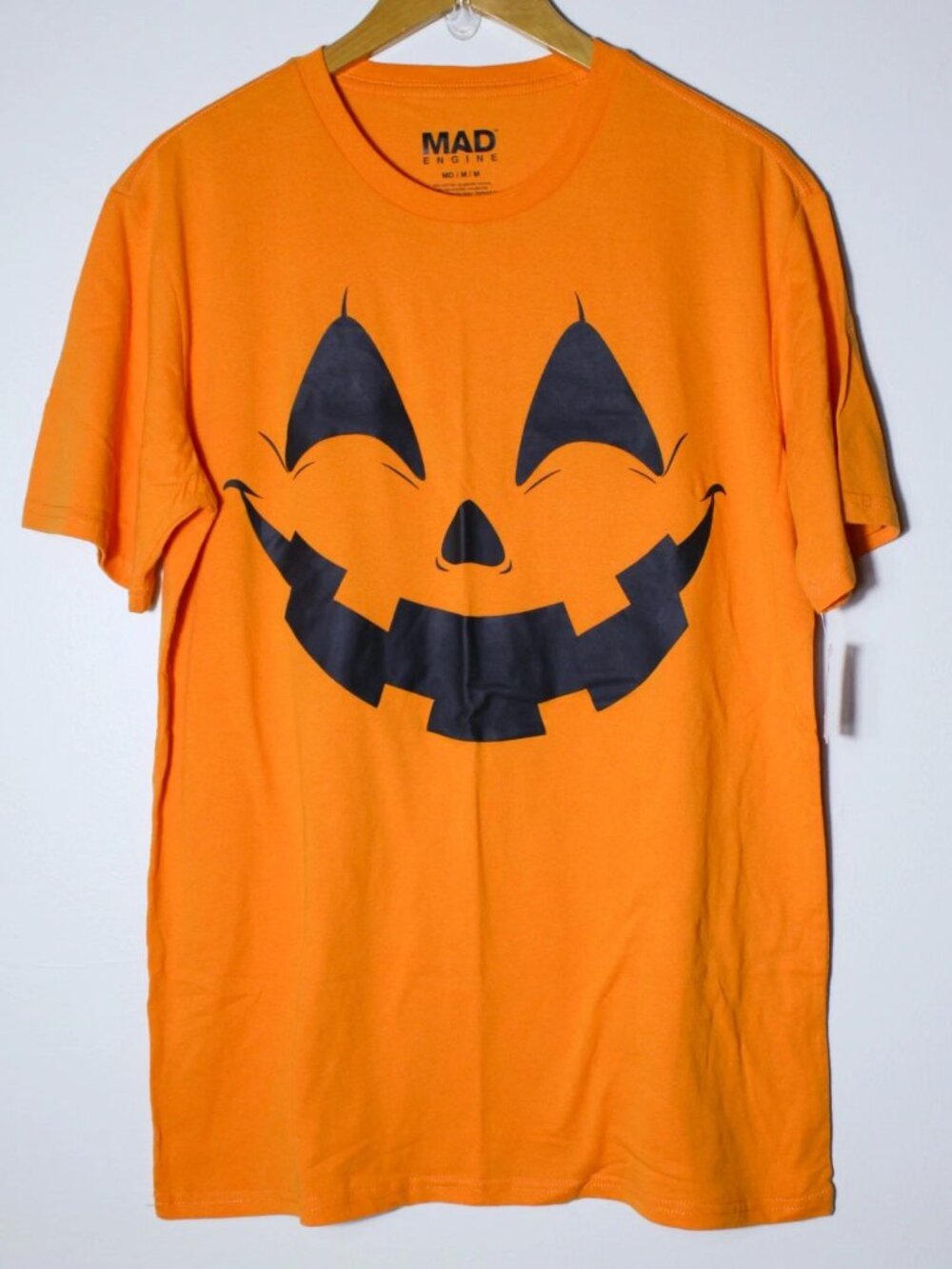 Mad Engine Halloween Jack O Lantern Pumpkin Face Graphic Tee Orange Black Size M
